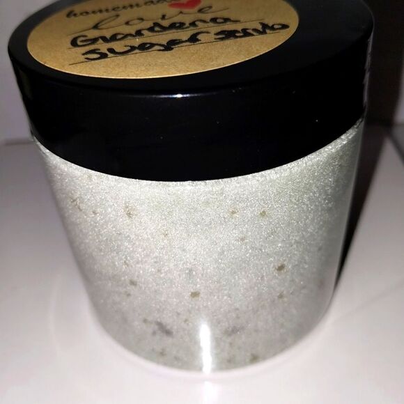 Hand crafted natural Gardenia sugar scrub 6oz - Picture 6 of 7